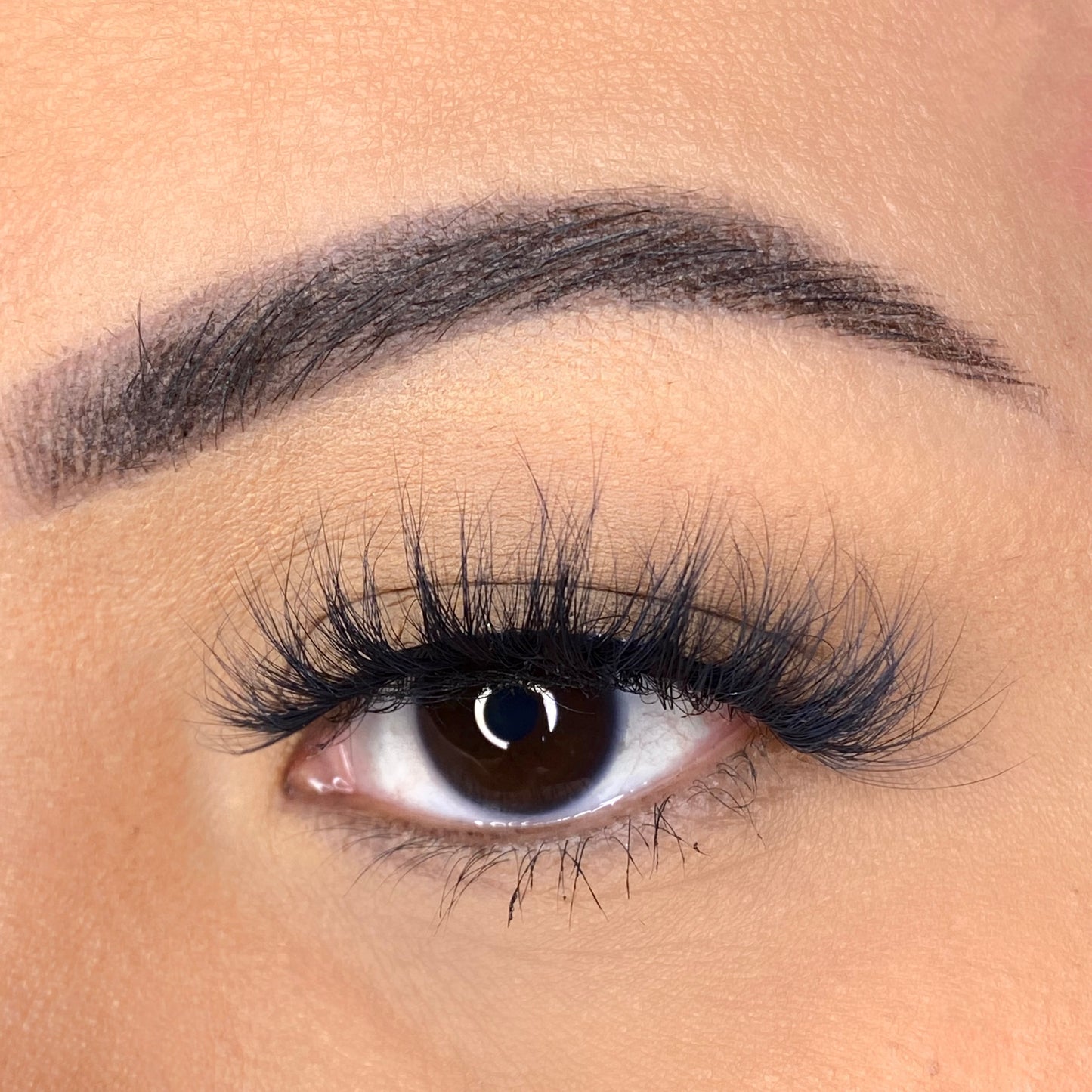 Mary Jane | Tapered Cat-Eye Medium to Full Fluffy 18-20mm